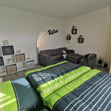 Ferienwohnung Am Dock Apen Buitenkant foto