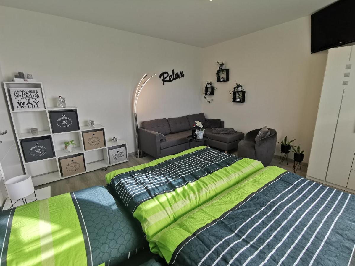 Ferienwohnung Am Dock Apen Buitenkant foto